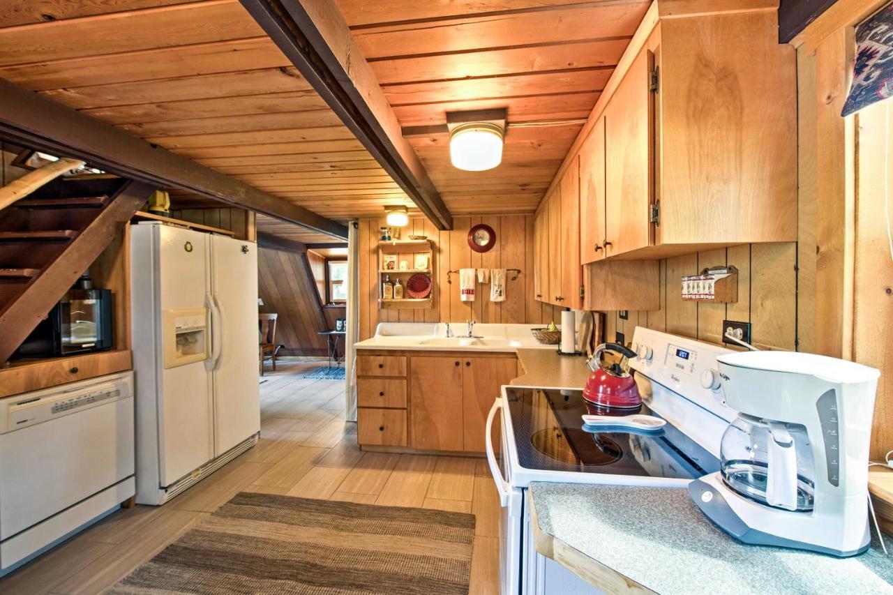 Serene Washington Escape With Deck And Mountain Views! パックウッド エクステリア 写真