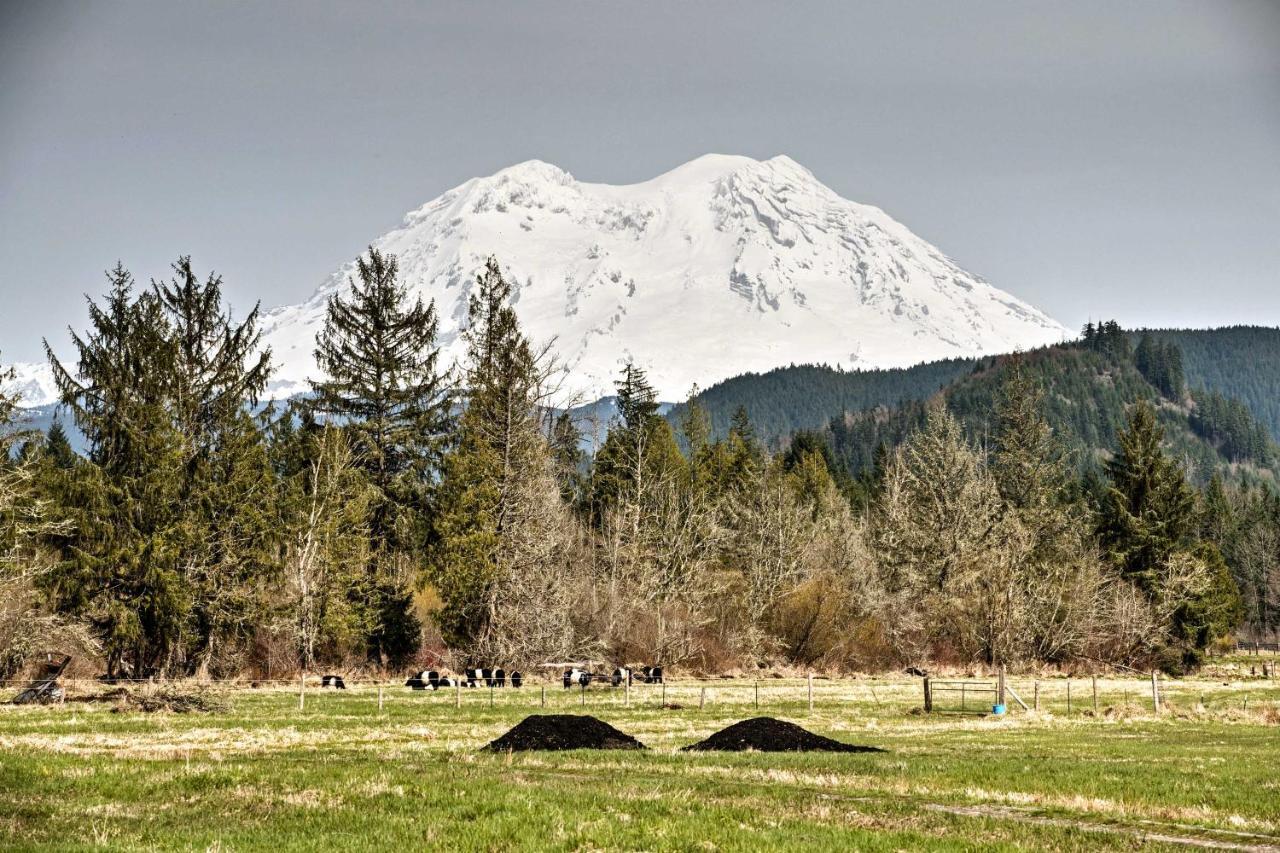 Serene Washington Escape With Deck And Mountain Views! パックウッド エクステリア 写真